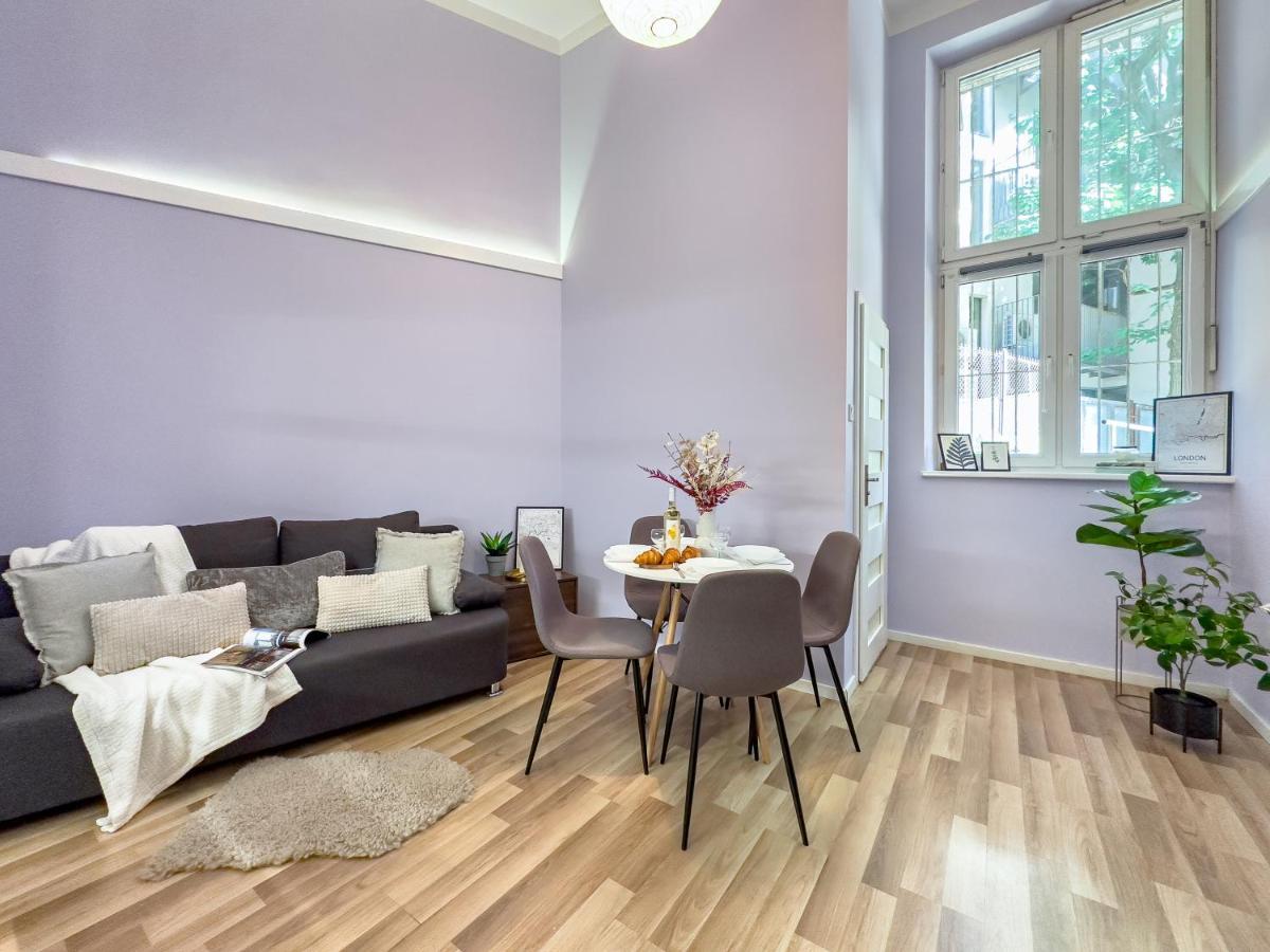 Apartament Przy Rynku Dluga 23 Krasków Exterior foto